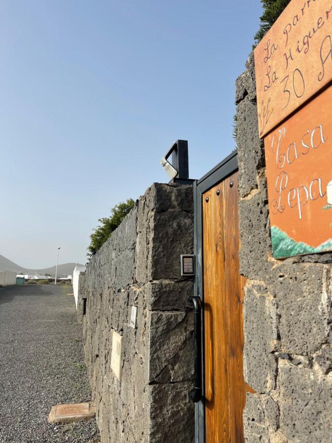 Apartamento La Higuera Güime Exteriör bild